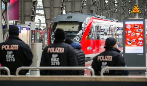 Bild vergrößern: Landkreistag fordert mehr Polizeipräsenz an Bahnhöfen Bild vergrößern: Landkreistag fordert mehr Polizeipräsenz an Bahnhöfen