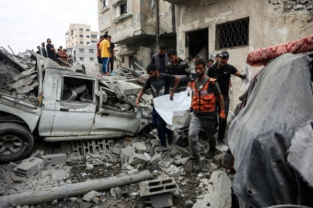 Bild vergrößern: Internationale Appelle nach Israels neuen Angriffen auf Hamas-Ziele im Gazastreifen Bild vergrößern: Internationale Appelle nach Israels neuen Angriffen auf Hamas-Ziele im Gazastreifen