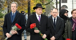 Westliche Botschafter gedenken in Moskau der Stalin-Opfer