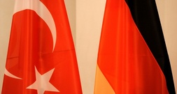 Merz zu Antrittsbesuch in Türkei aufgebrochen - Am Donnerstag Treffen mit Erdogan