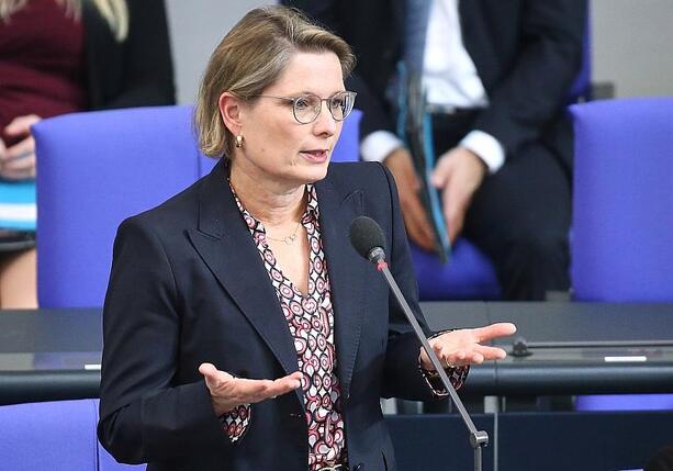 Bild vergrößern: Justizministerin mahnt zu Vorsicht bei Anpassung des Mordparagrafen Bild vergrößern: Justizministerin mahnt zu Vorsicht bei Anpassung des Mordparagrafen