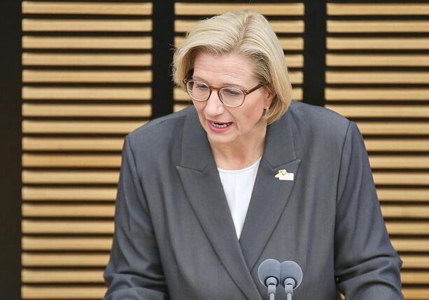 Bild vergrößern: Rehlinger verteidigt geplante Bürgergeld-Reform Bild vergrößern: Rehlinger verteidigt geplante Bürgergeld-Reform