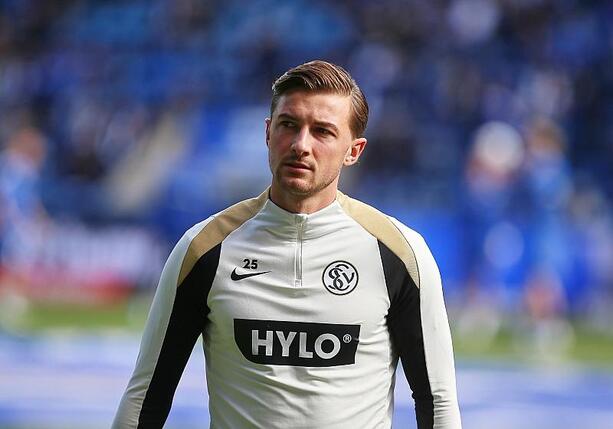 Bild vergrößern: 2. Bundesliga: Elversberg und Hannover trennen sich remis Bild vergrößern: 2. Bundesliga: Elversberg und Hannover trennen sich remis