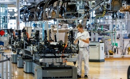 IW-Umfrage: Jedes dritte Unternehmen will 2026 Stellen abbauen