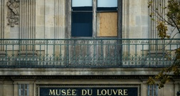 Zwei Wochen nach Louvre-Diebstahl zwei weitere Verdächtige in U-Haft genommen