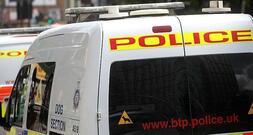 Keine Hinweise auf Terror nach Messerangriff in Zug in England