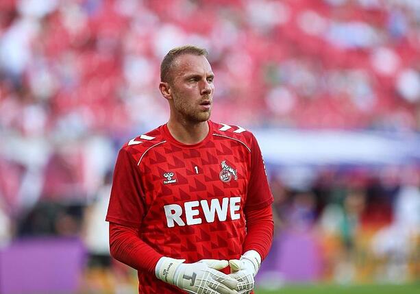 Bild vergrößern: Bundesliga: Köln gewinnt Aufsteiger-Duell gegen HSV