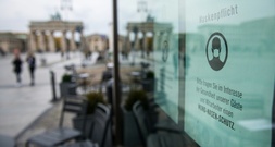 Falsche Maskenatteste in Pandemie: Hamburger Bewährungsstrafe für Arzt bestätigt