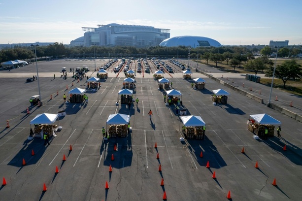 Bild vergrößern: Trump-Regierung kündigt gekürzte Lebensmittelhilfen für Bedürftige im November an