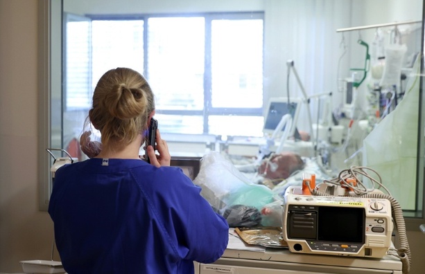 Bild vergrößern: Bundesverfassungsgericht entscheidet über Regelung zu Triage