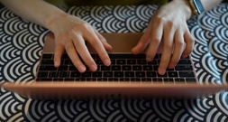 Verbraucherschützer warnen vor Manipulationsversuchen durch Online-Shops aus China