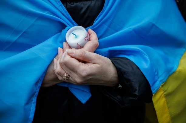 Bild vergrößern: Rund die Hälfte der Ukrainerinnen und Ukrainer in Deutschland erwerbstätig