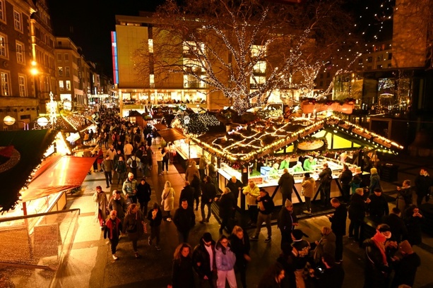 Bild vergrößern: Deutscher Schaustellerbund: Keine massenhafte Absage von Weihnachtsmärkten