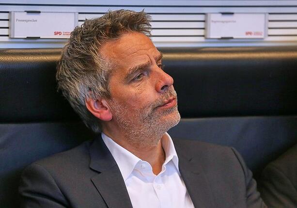 Bild vergrößern: Ex-Regierungssprecher hoffte lange auf Fortbestand der Ampel