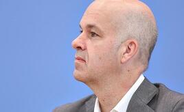 Fratzscher sieht Entlastungskabinett nicht als