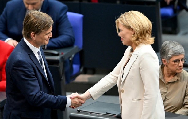 Bild vergrößern: Klöckner verurteilt Angriff auf Auto von AfD-Politiker Baumann