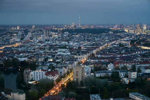 Bild vergrößern: Offenbar neuer Brandanschlag auf Stromversorgung in Berlin geplant
