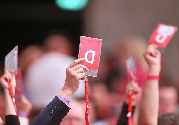 Bild vergrößern: Bürgergeld: Hürde für Mitgliederbegehren in der SPD geschafft