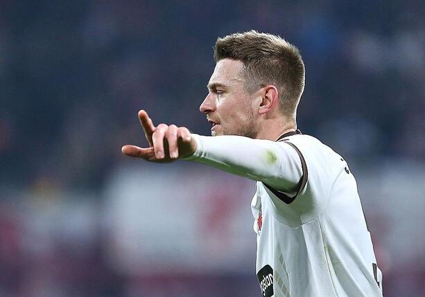 Bild vergrößern: 1. Bundesliga: Freiburg schlägt St. Pauli