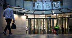 BBC-Präsident Shah entschuldigt sich für irreführende Trump-Doku