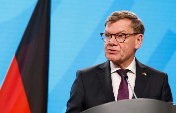 Bild vergrößern: Bedrohung durch Russland: Wadephul ruft G7 zur Geschlossenheit auf