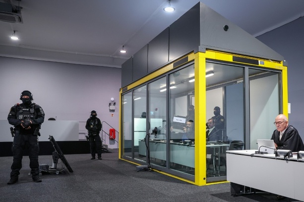 Bild vergrößern: Angeklagter zu Anschlag in Magdeburg: Ich habe mit Absicht angegriffen