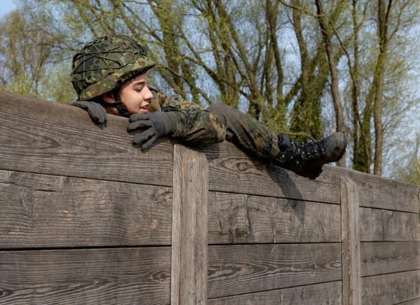 Bild vergrößern: Wehrbeauftragter Otte: Musterung als kostenfreien Fitnesstest betrachten