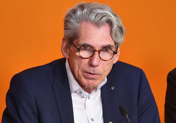 Bild vergr&ouml;&szlig;ern: DAK-Chef Storm kritisiert aufgestocktes Darlehen für die Pflege