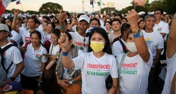 Korruption bei Hochwasserschutz auf Philippinen: Hunderttausende fordern Aufklärung