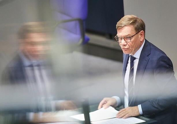 Bild vergrößern: Wadephul: Westbalkan gehört untrennbar zur europäischen Familie