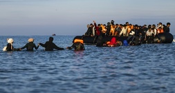 Britische Innenministerin legt Pläne zur Verschärfung der Asylpolitik vor