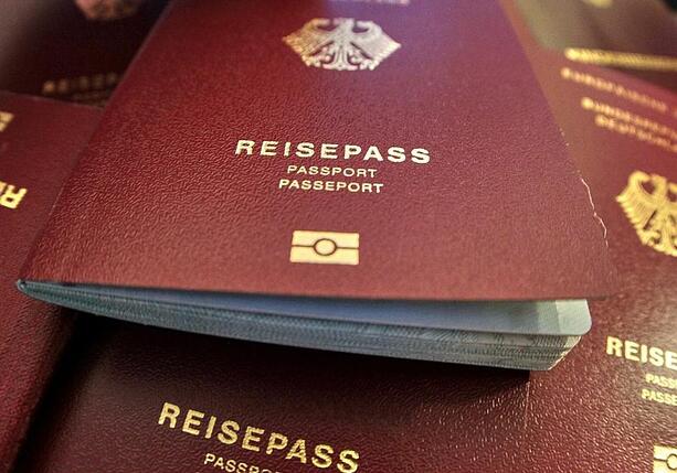 Bild vergrößern: Jeder sechste 2008 geborene Mann hat weitere Staatsangehörigkeit