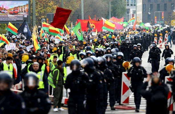 Bild vergrößern: Tarnname Rizgar: Bewährungsstrafe für früheren PKK-Funktionär in Berlin