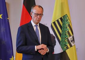 Halle will Bahn-Hauptsitz werden - für Merz noch kein Thema