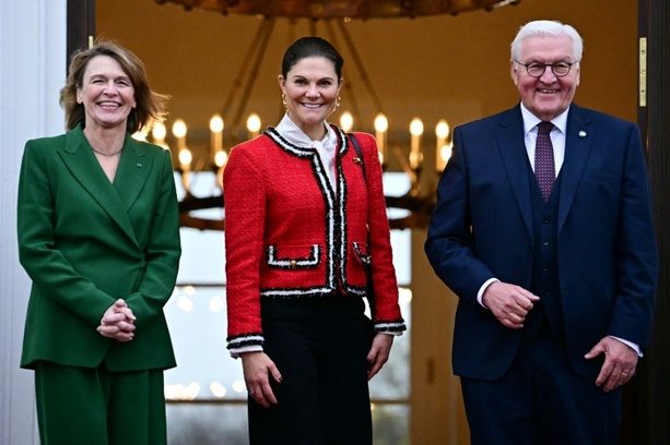 Bild vergrößern: Victoria von Schweden zu Besuch in Berlin - Anlass ist Sicherheitskonferenz