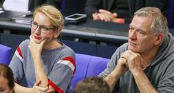 Linken-Chefs wollen Kriegsdienstverweigerern helfen