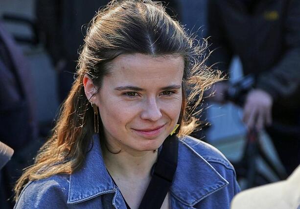 Bild vergrößern: Neubauer sieht Investition in Regenwaldfonds als Schadensbegrenzung