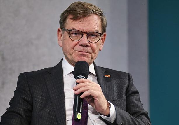 Bild vergrößern: Wadephul telefoniert mit US-Sondergesandtem über Ukraine