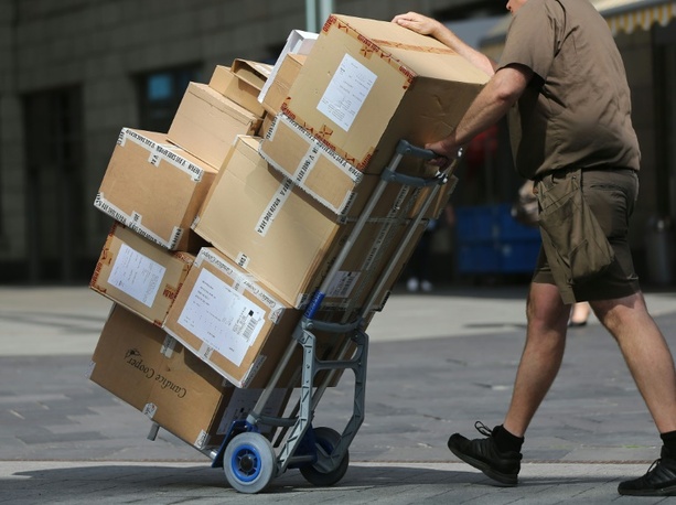 Bild vergrößern: Gesetz zum Schutz von Paketboten bleibt in Kraft