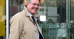 SPD Rheinland-Pfalz wählt Ministerpräsident Schweitzer zu Spitzenkandidat für Landtagswahl