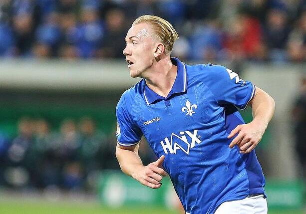 Bild vergrößern: 2. Bundesliga: Darmstadt gewinnt haushoch gegen Fürth