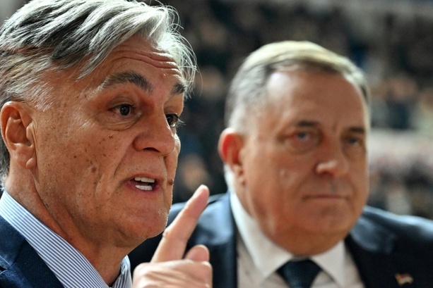 Bild vergrößern: Vorgezogene Präsidentenwahl in der serbischen Teilrepublik in Bosnien