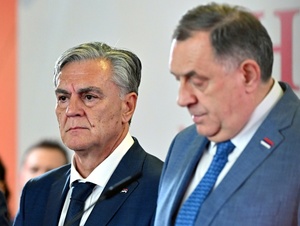 Dodik-Vertrauter gewinnt Präsidentschaftswahl in serbischer Teilrepublik in Bosnien