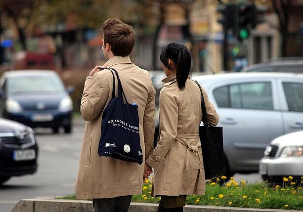 Bild vergrößern: Umfrage: Deutsche wollen mehr am Black Friday ausgeben