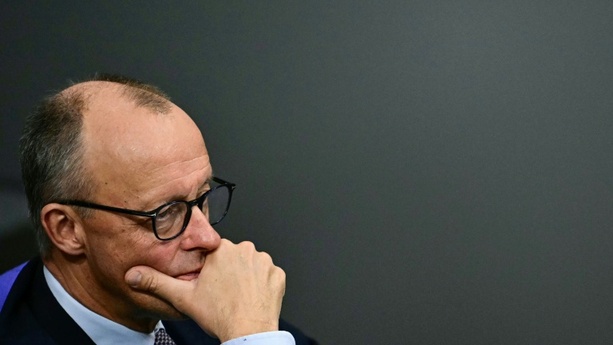 Bild vergrößern: Rentenstreit: Merz schließt Vertrauensfrage aus - Mehrheit im Bundestag ungewiss