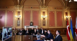 Ukraine-Unterstützer beraten in Videokonferenz über Friedensprozess