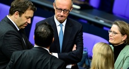 Merz sieht keinen Anlass für Kurskorrektur - und bittet um Geduld