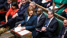 Britische Regierung plant höhere Steuern und Ausgaben