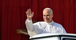 Erste Auslandsreise: Papst Leo XIV. reist in die Türkei und in den Libanon