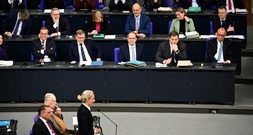 Bundestag setzt Haushaltsdebatte fort - Beratungen über Innen-Etat